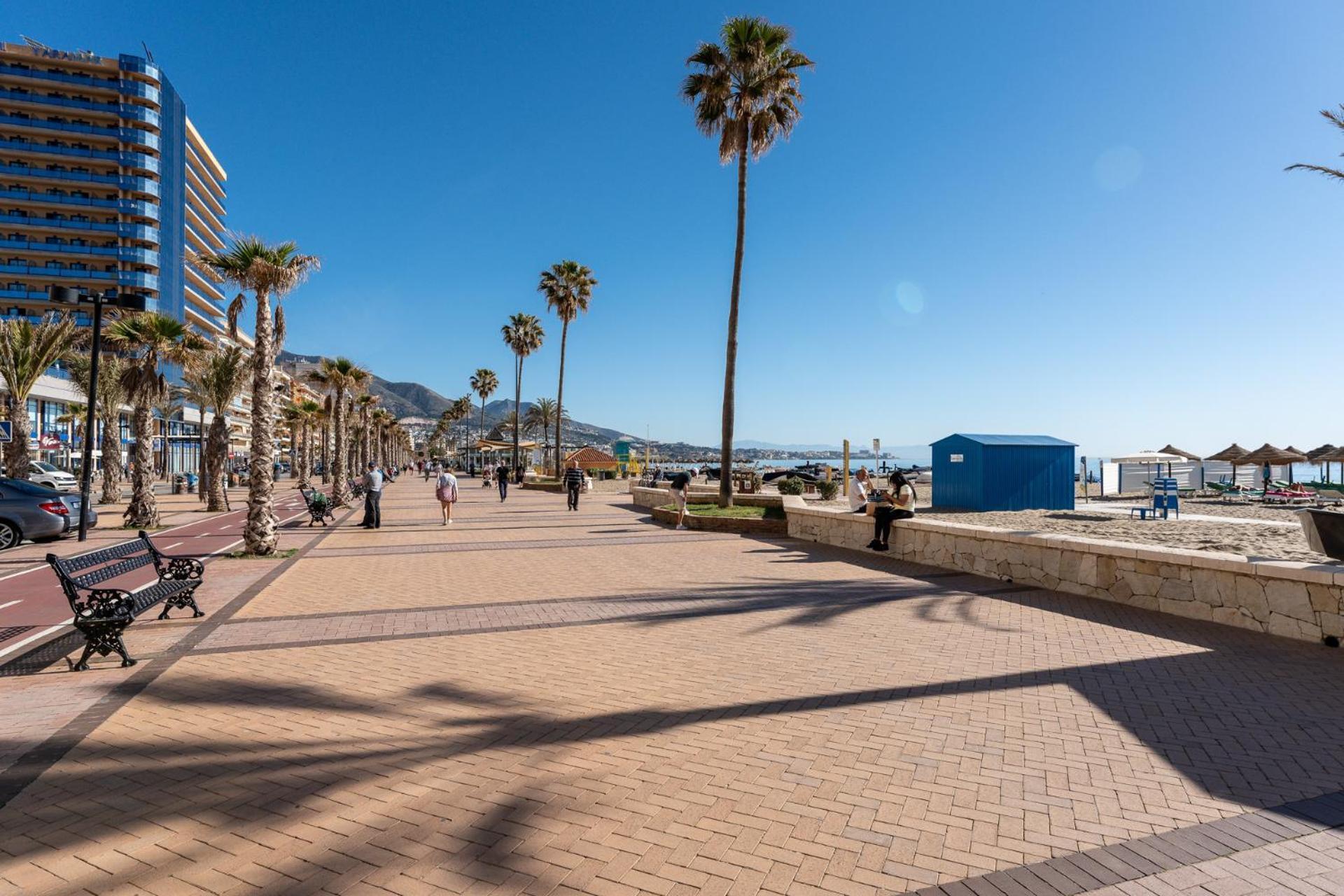 Malagasuite Fuengirola Beach & Sun Exterior foto