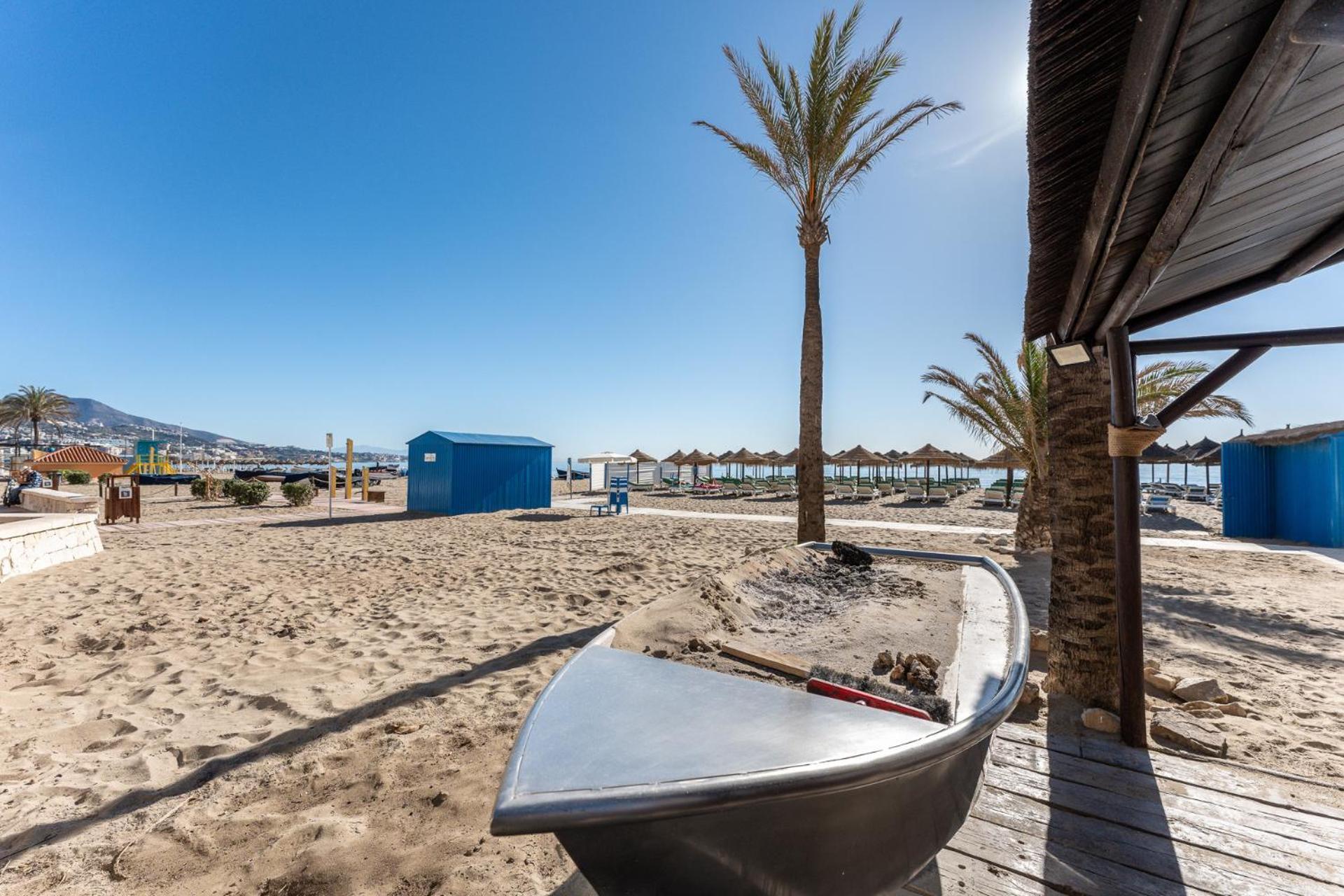 Malagasuite Fuengirola Beach & Sun Exterior foto
