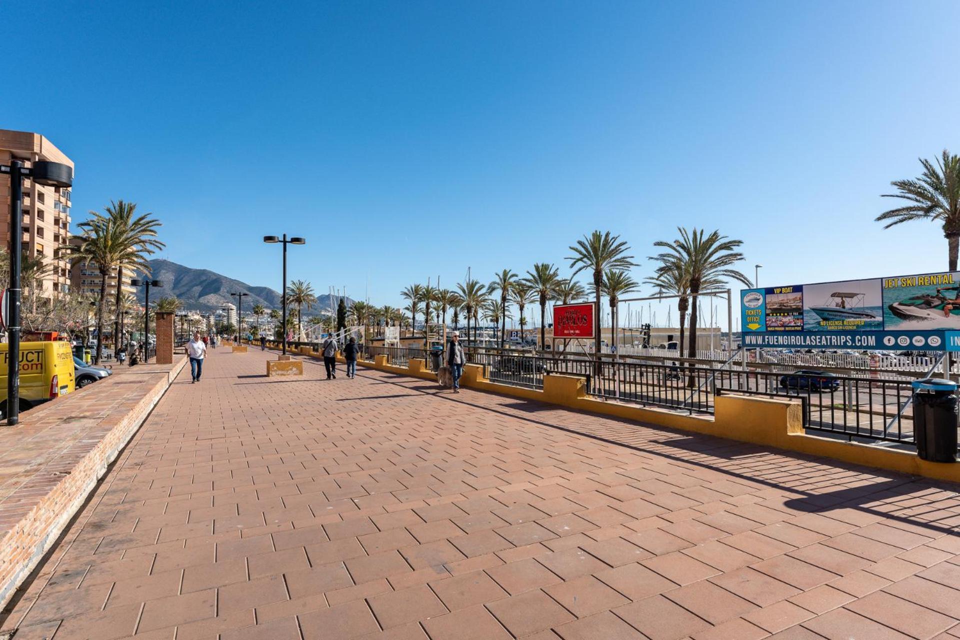 Malagasuite Fuengirola Beach & Sun Exterior foto